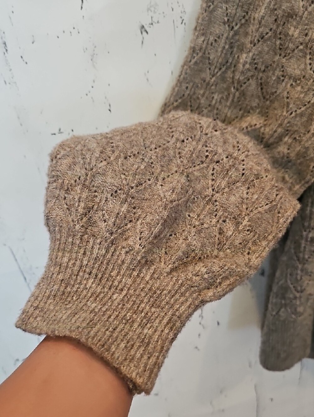 Cozy V-Neck Textured Women’s Sweater - Taupe 123 - Picture 3 of 4